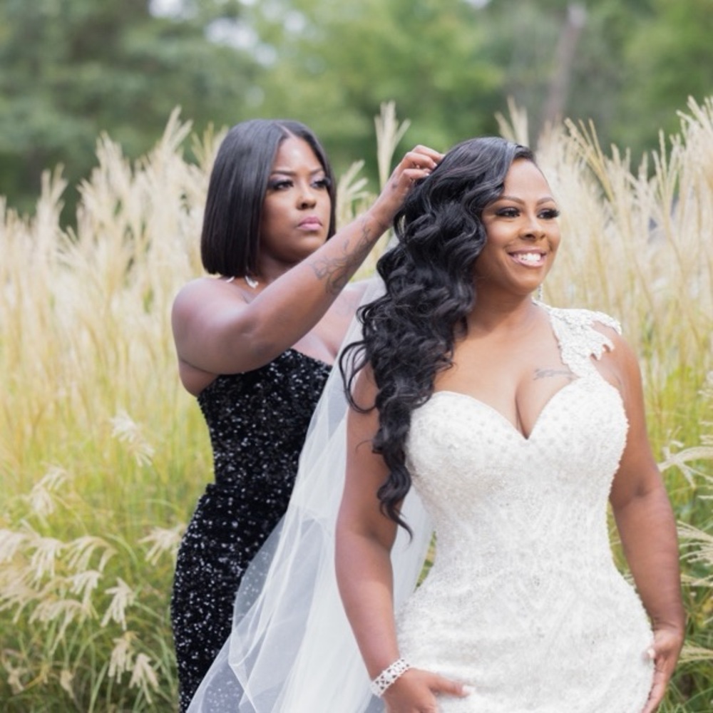 Elegant White beaded Wedding Dress ALLURE COUTURE customized size 12 like new